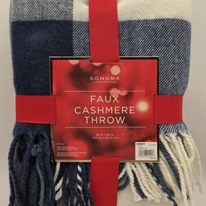 Williams Sonoma Navy and White Faux Cashmere Throw